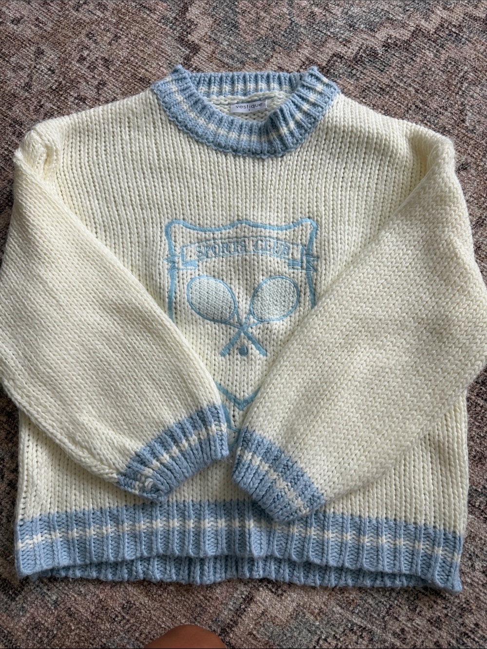 Vestique Cream & Light Blue Tennis Crest Crewneck Sweater